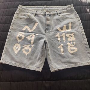 Manfinity Stylish Blue And White  Denim Men Shorts